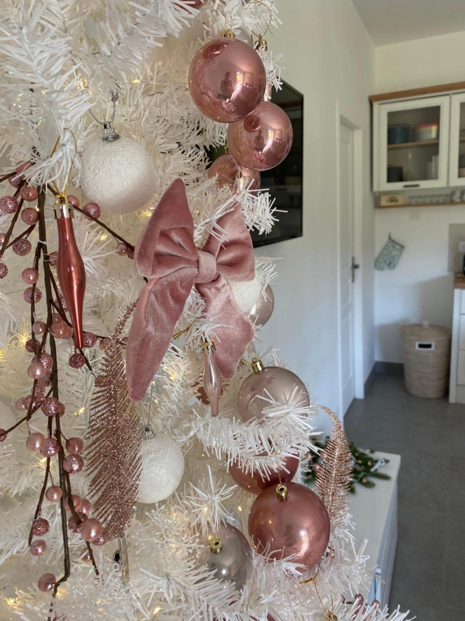 Appartamento Logis Dans Ancien Relais De Poste Saint Julien Les Rosiers Esterno foto